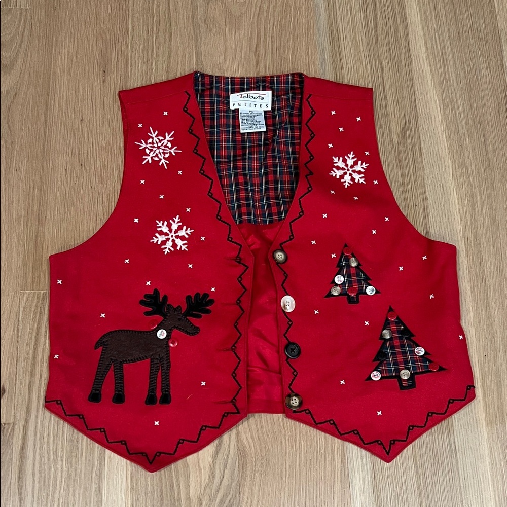 Talbots petites Festive Red Holiday Vest with Moose and Tree Design